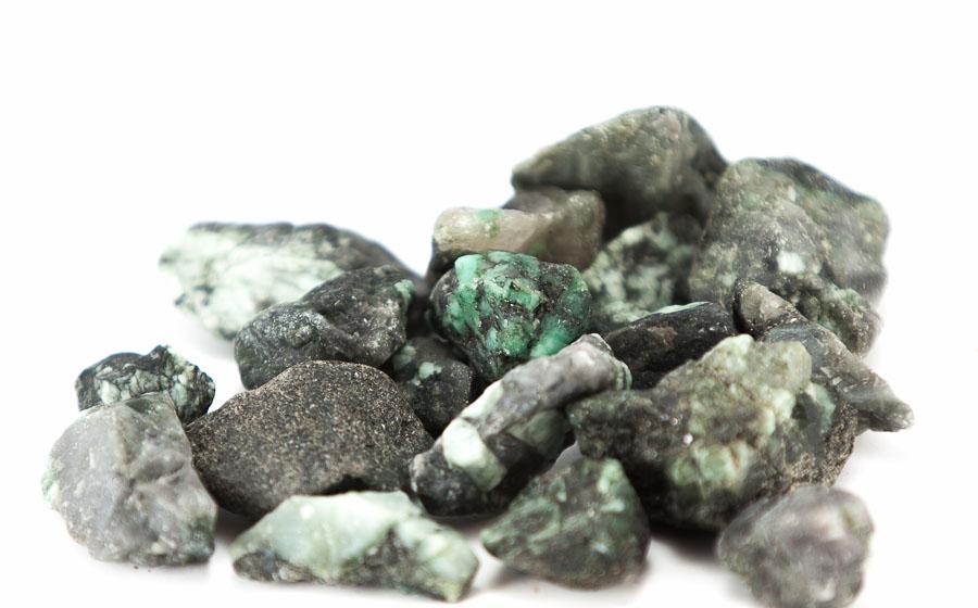 Emerald Untumbled 1 lb